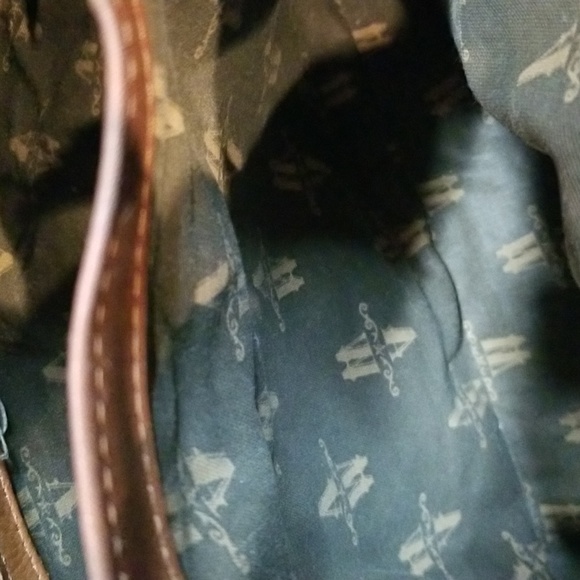 American West leather handbag. Bow front bag. - Picture 6 of 12